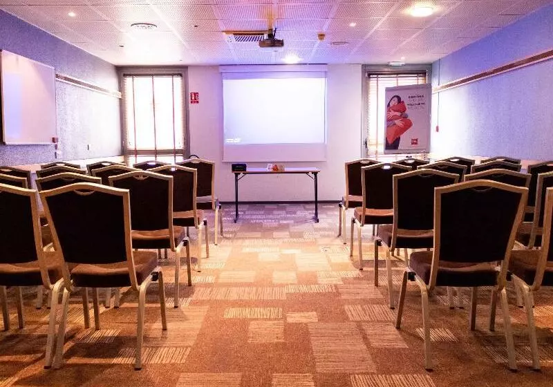 酒店 Ibis Styles Paris Gennevilliers