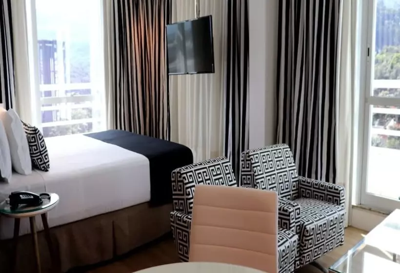 Отель Kayros Business