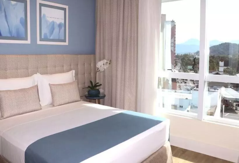 Отель Kayros Business