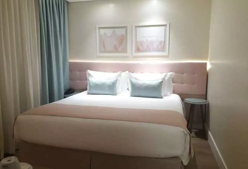 Отель Kayros Business