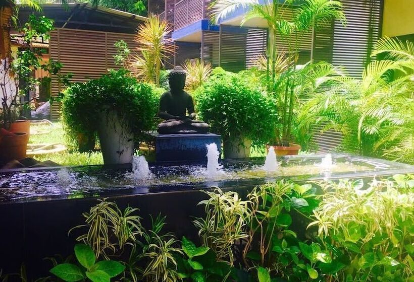 Отель Kyriad Prestige Calangute Goa By Othpl