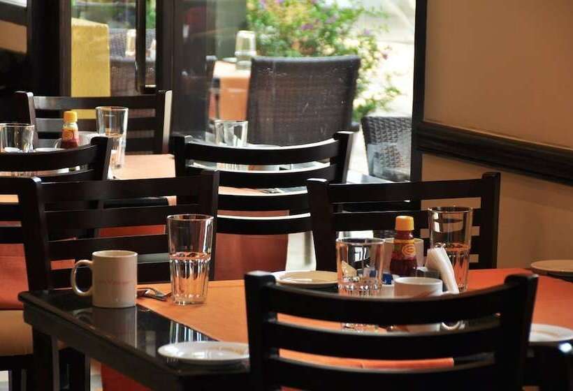 Отель Kyriad Prestige Calangute Goa By Othpl