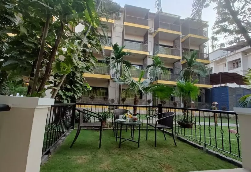 ホテル Kyriad Prestige Calangute Goa By Othpl
