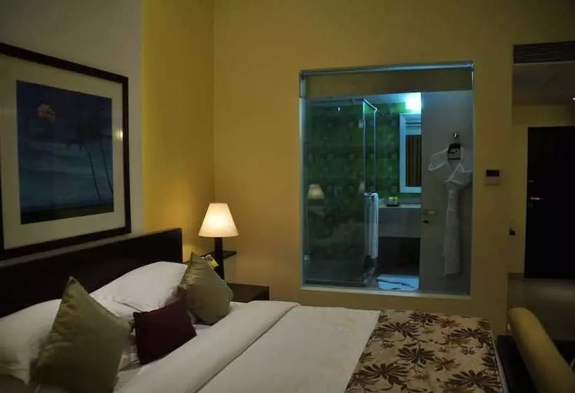 ホテル Kyriad Prestige Calangute Goa By Othpl