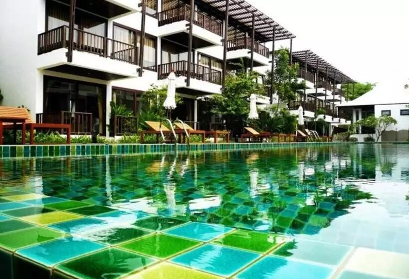 Hotel Maryoo Samui