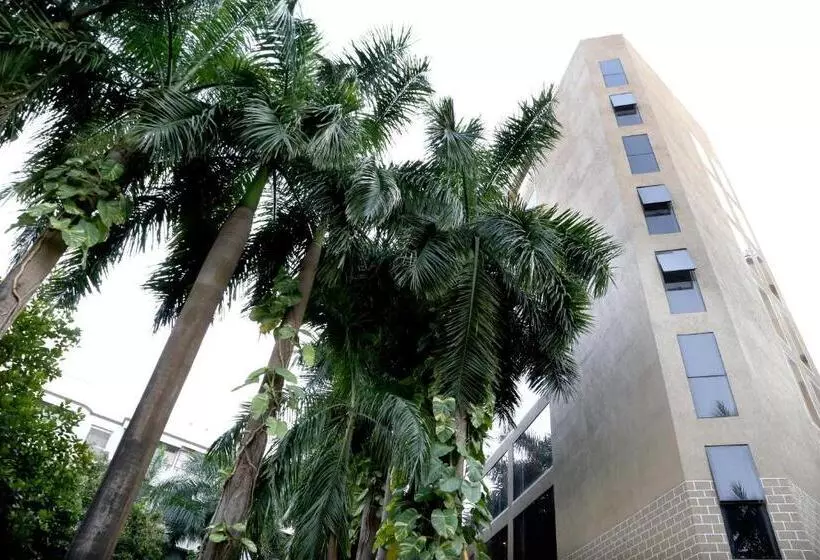 Hotelli Mumbai House Andheri East, Mumbai
