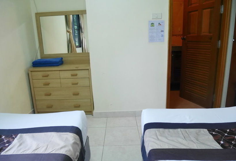 בית מלון כפרי Swiss Palm Beach