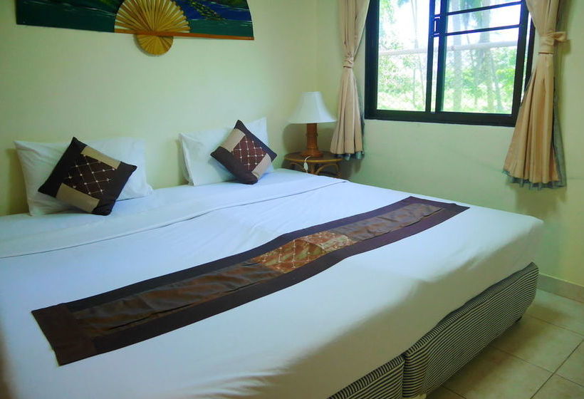 בית מלון כפרי Swiss Palm Beach