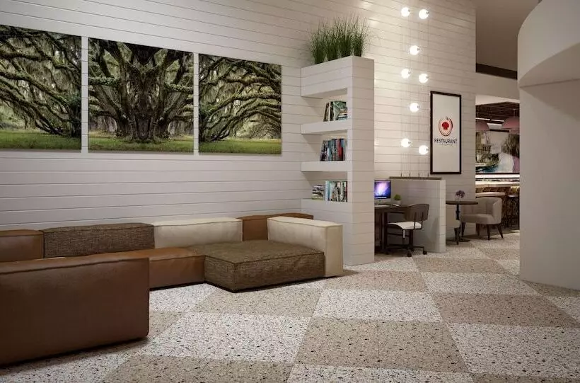 The Banyan Hotel Fort Myers, Tapestry Collection By Hilton