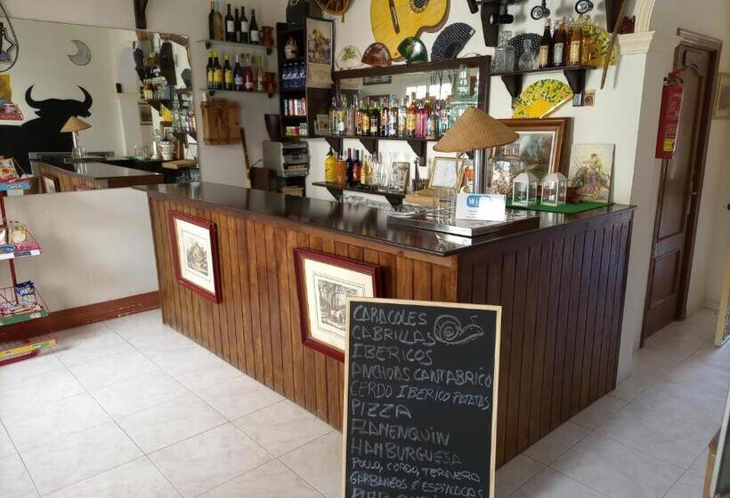 فندق Venta De Abajo