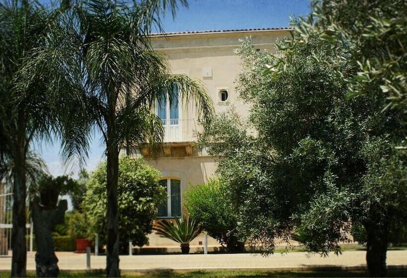 בית מלון כפרי Villa Fanusa