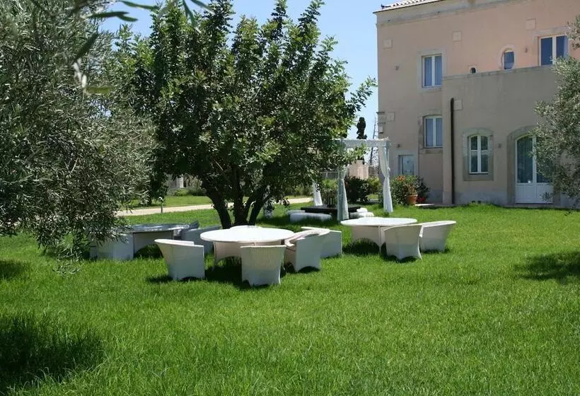 בית מלון כפרי Villa Fanusa