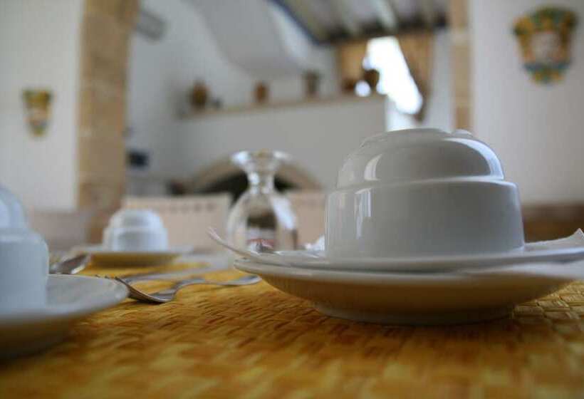 בית מלון כפרי Villa Fanusa