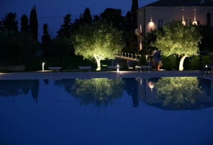 בית מלון כפרי Villa Fanusa