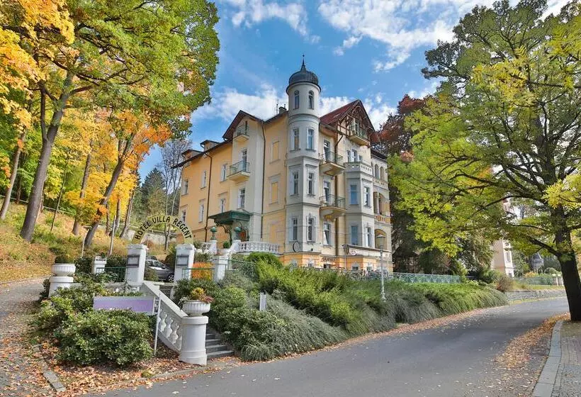 ホテル Villa Regent