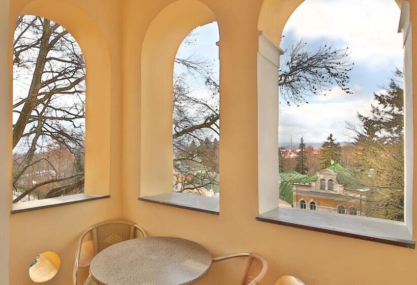 ホテル Villa Regent