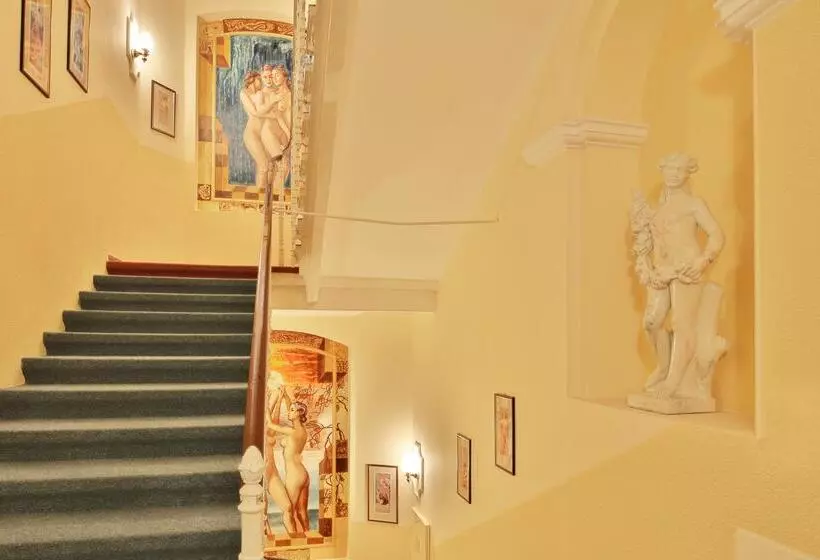 ホテル Villa Regent