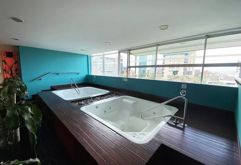 Estelar Apartamentos Medellin