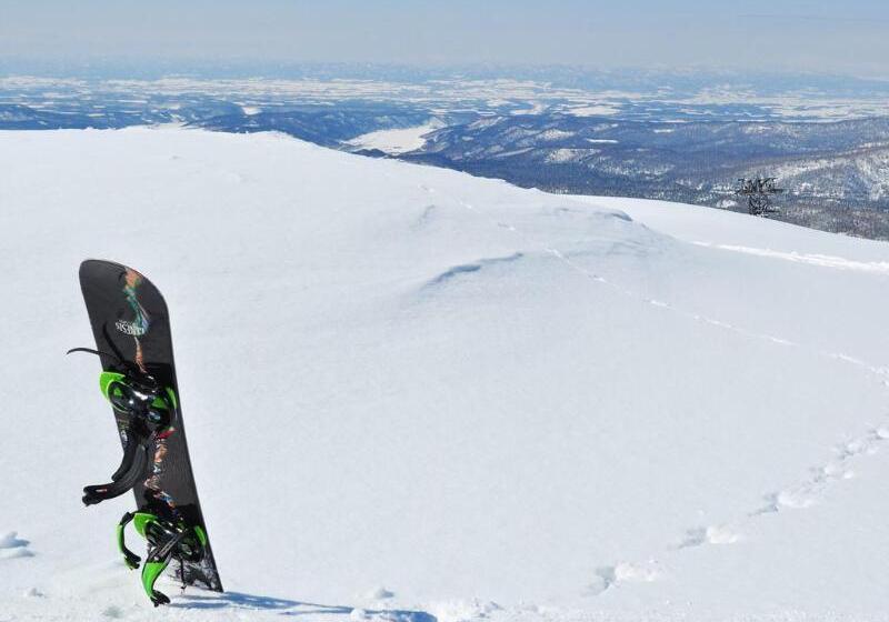Higashikawa Asahidake Onsen Hotel Bear Monte