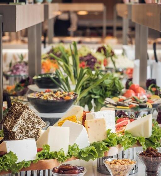 Astoria Hotel All Inclusive & Private Beach