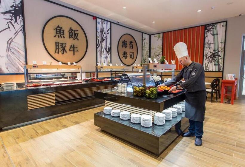 Astoria Hotel All Inclusive & Private Beach