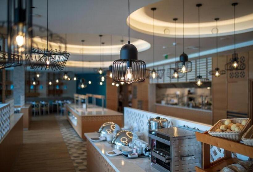 Astoria Hotel All Inclusive & Private Beach