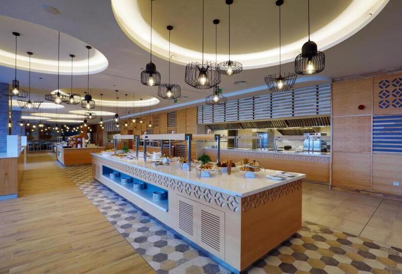 Astoria Hotel All Inclusive & Private Beach