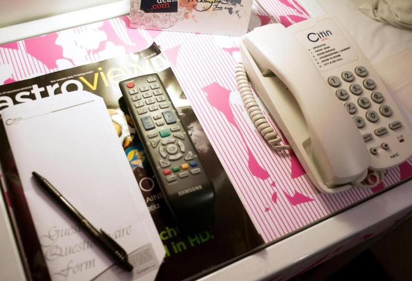 בית מלון כפרי Citin Masjid Jamek By Compass Hospitality