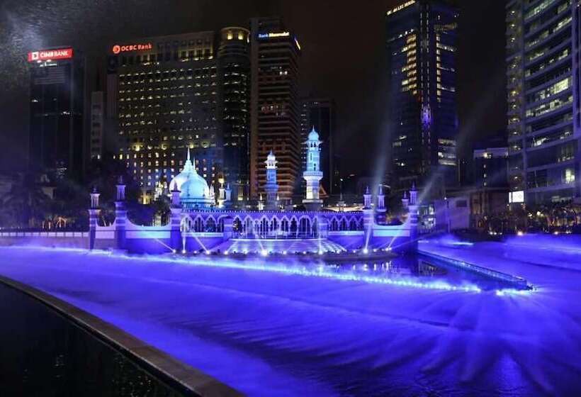 בית מלון כפרי Citin Masjid Jamek By Compass Hospitality