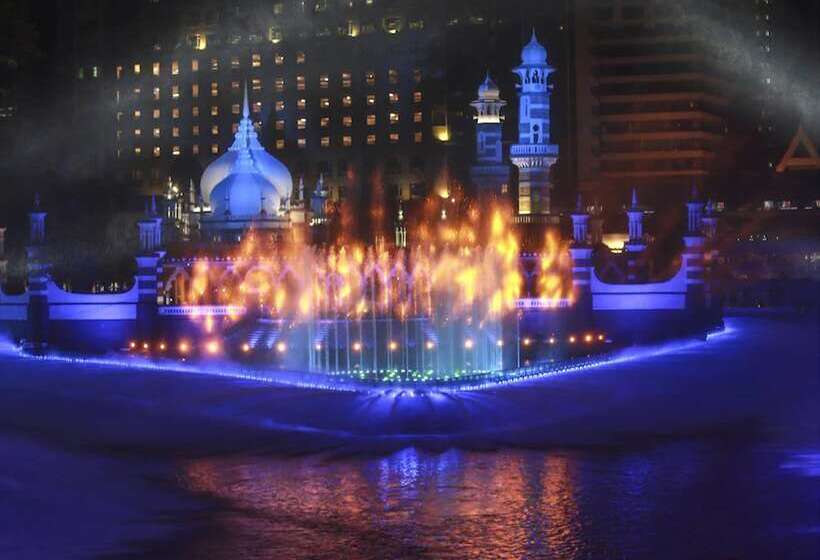 בית מלון כפרי Citin Masjid Jamek By Compass Hospitality