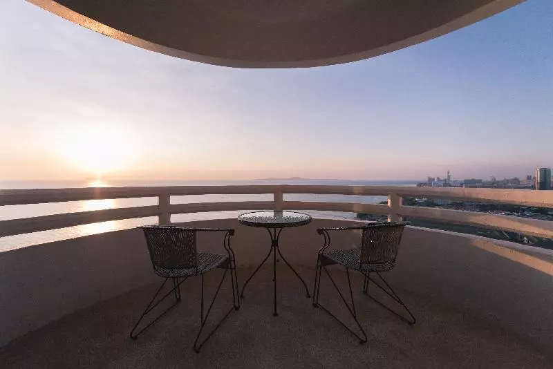 Отель D Varee Jomtien Beach Pattaya