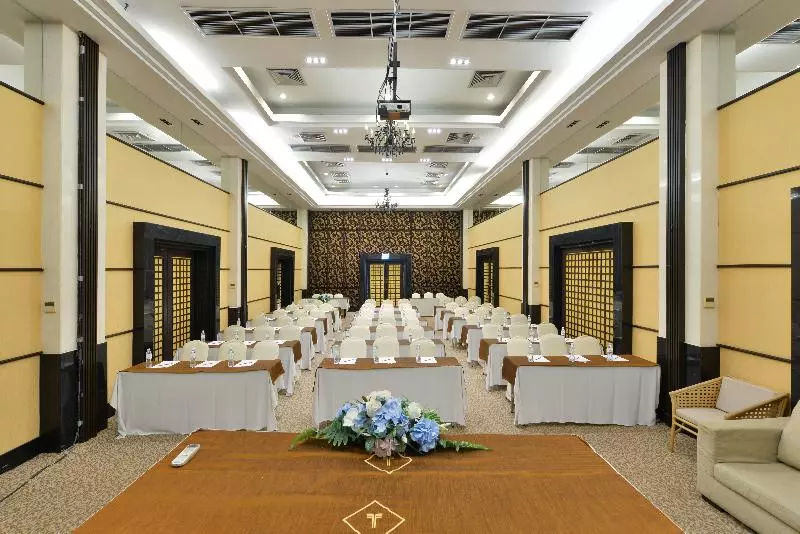 Отель D Varee Jomtien Beach Pattaya