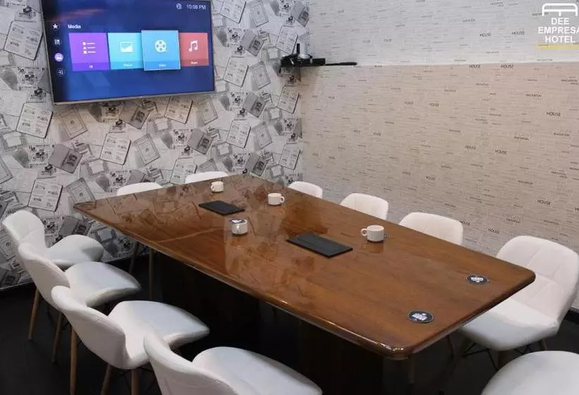 בית מלון כפרי Dee Empresa