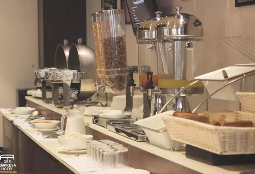 בית מלון כפרי Dee Empresa