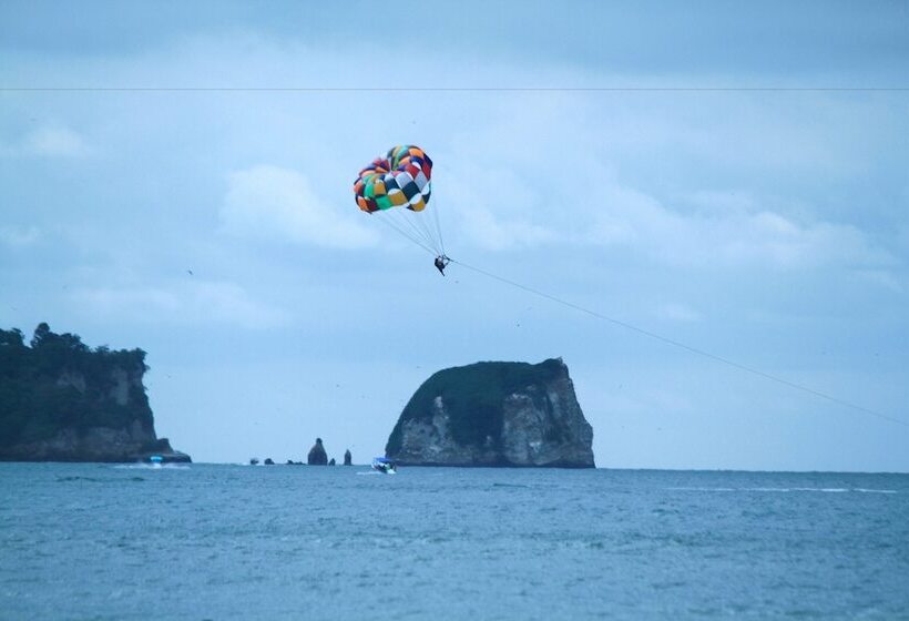 בית מלון כפרי El Marques