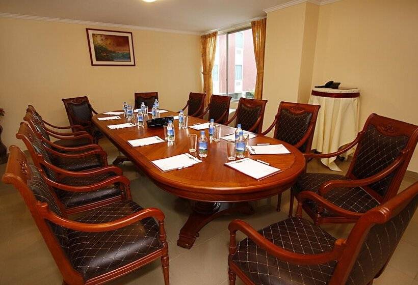 בית מלון כפרי El Marques