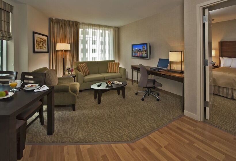 ホテル Homewood Suites By Hilton Baltimore Inner Harbor