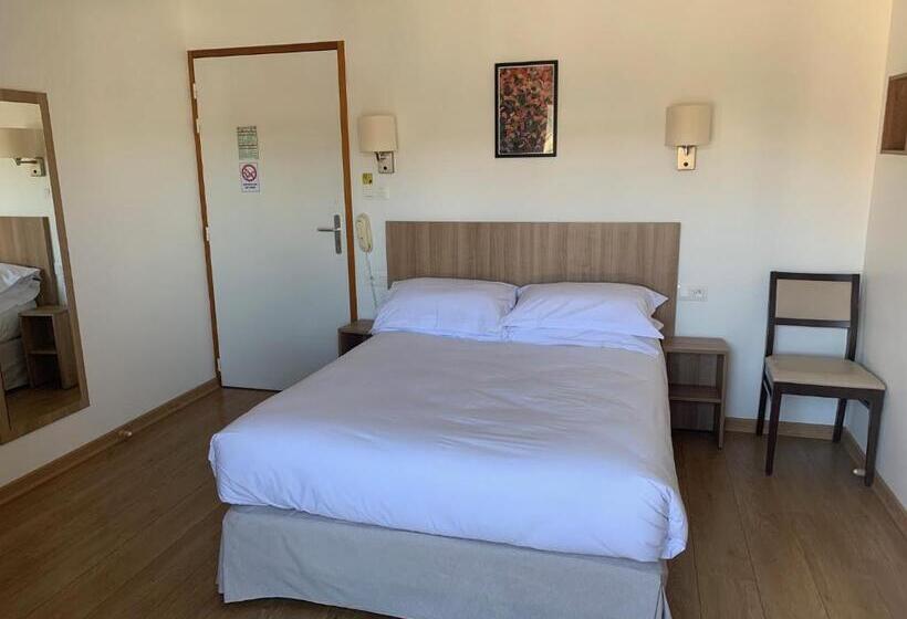 酒店 Le Grand Hôtel Ussel Nouvelle Gérance 2023