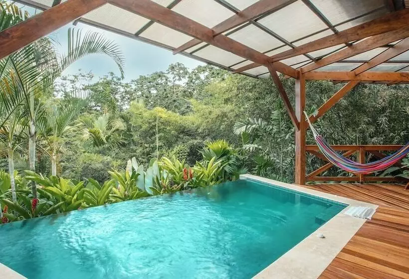 Отель Nayara Gardens