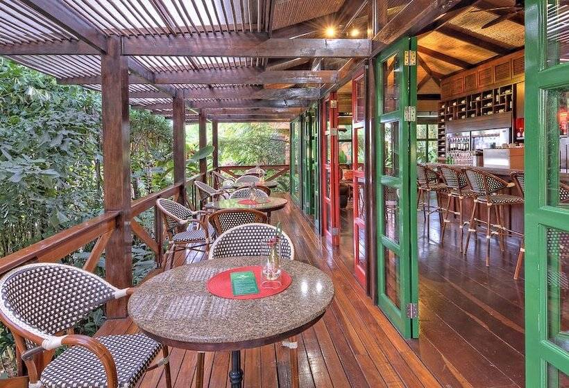 ホテル Nayara Gardens