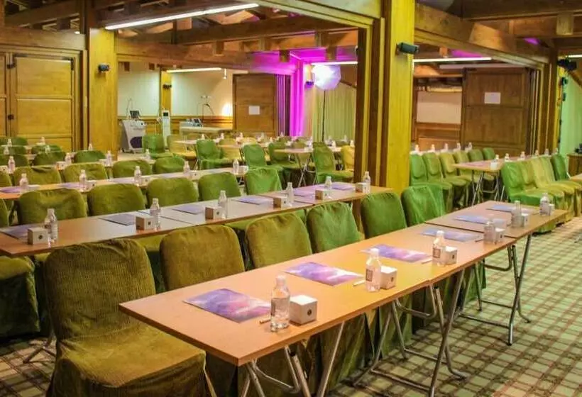 בית מלון כפרי Pirin Golf & Country Club Apartment Complex