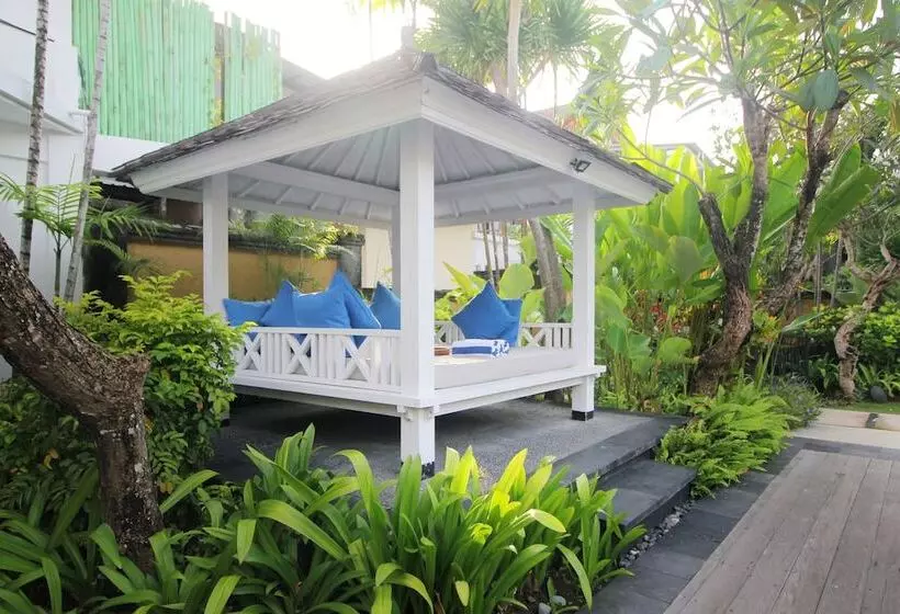 Hotell Sagara Villas And Suites Sanur By Ahm