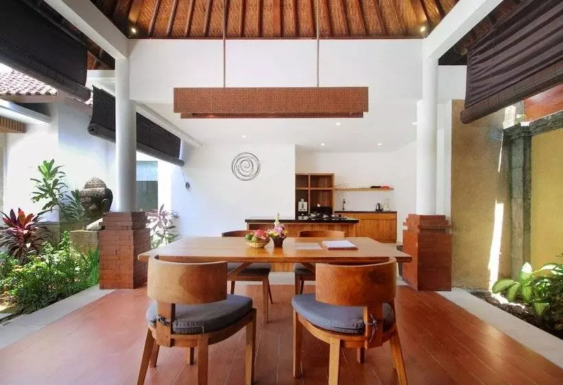 Hotell Sagara Villas And Suites Sanur By Ahm