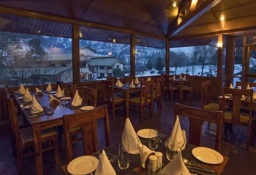 فندق Solang Valley Resort