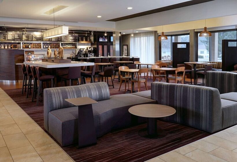 ホテル Sonesta Select Kansas City South Overland Park