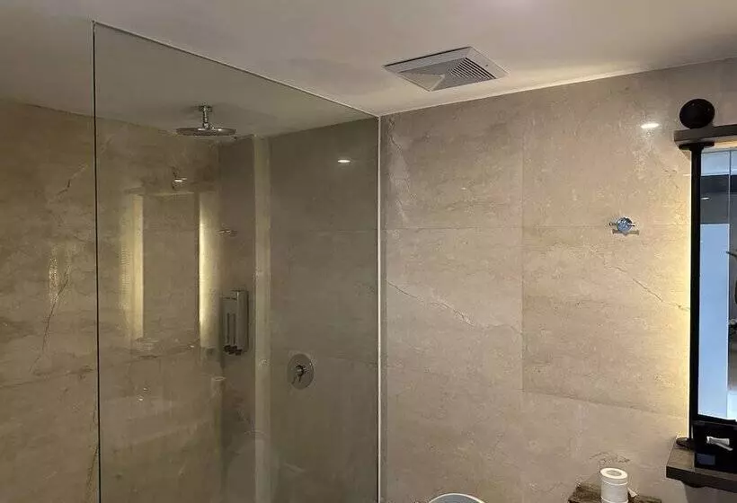 Stark Boutique Hotel And Spa