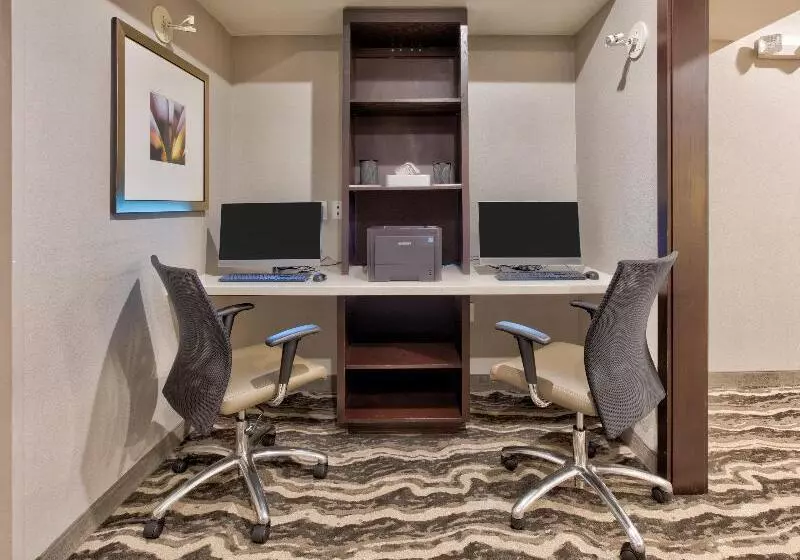 בית מלון כפרי Staybridge Suites Plano   Richardson Area, An Ihg