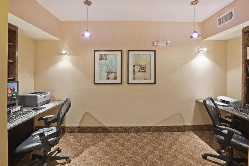 בית מלון כפרי Staybridge Suites Plano   Richardson Area, An Ihg