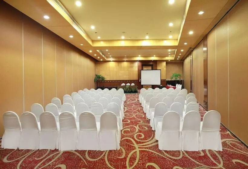 Swiss Belhotel Maleosan Manado