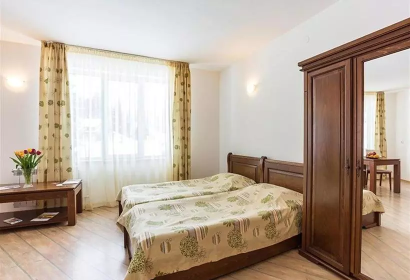 فندق The Stream Resort